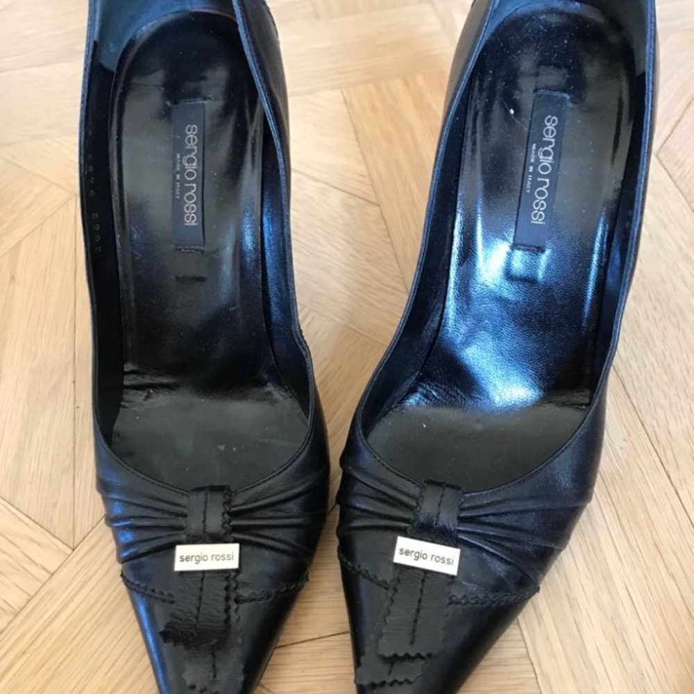 Black heels